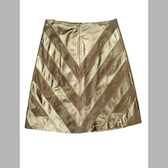 Lawrence Steele Dresses & Skirts - Lawrence Steele Womens Mini Skirt Gold Beige Geometric Mini Party M